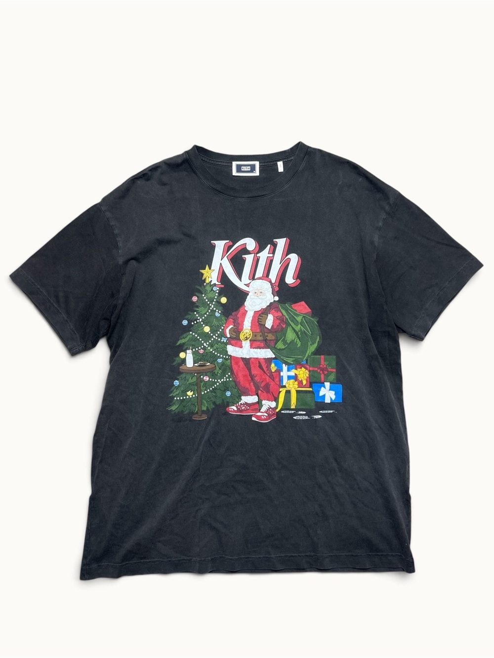 KITH Kithmas Xmas Santa Vintage Tee Brand New Size Medium